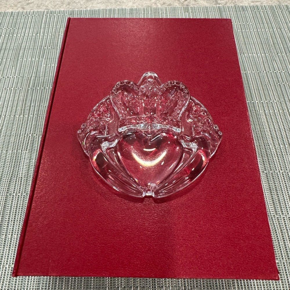 NEW with Box!  Waterford Crystal 2014 Claddagh ornament.
